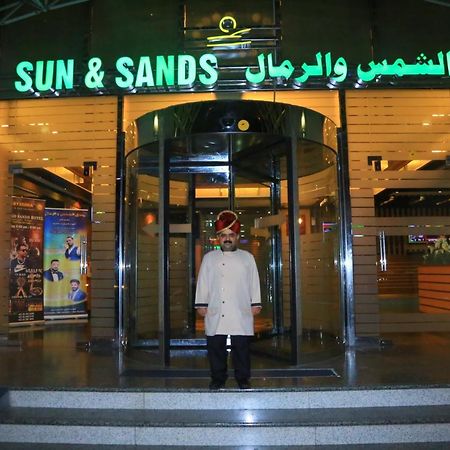 sun&sands hotel Dubai Exterior foto